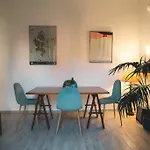 Vaticano/Trastevere Floreal Suite