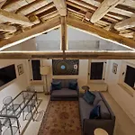 Casa Adriana, A Burghesius Home