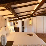Navona Luxury Terrace Apartment - 12 Guests