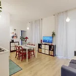 New Japan Trastevere Apartment