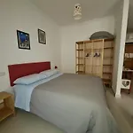 Cozy Studio Flat In Rome