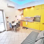 Ylyejon Appartamento Esclusivo Al Pianoterra Con Parcheggio E Terrazza