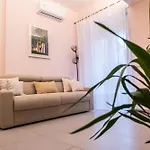 Gemelli Peaceful Apartment