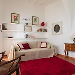Monti Charming Apartment