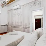 Spanish Square - Romedreamhome