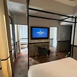 Flâneur - Rooms&Suites by Visconti