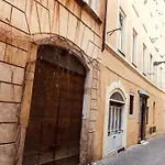 Campo De\' Fiori Loft The Angeli\'S Apartment