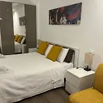 Anastasio Vatican Rooms G H