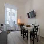 Casa Vacanze Borgovi House