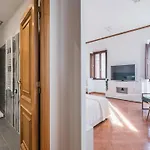 The Best Rent - Four-Room Apartment A Few Steps From The Trevi Fountain