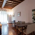 Prince\'s Suite Popolo View