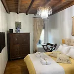 Spanish Steps Casa Nes