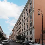 Terme Di Traiano Apartment - 10 Min Dal Colosseo
