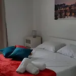 Caterina Apt San Lorenzo 2Camere