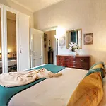 Garibaldi Apartment In Trastevere By Yourhost