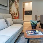 Rome City Center Apartment II
