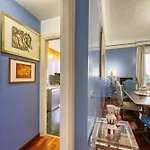 Vespasiano Luxury Apartment For 4