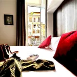 Piazza Di Spagna 66 Luxury Apartment - Maison D\'Art Collection