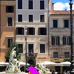 Navona Comfort House