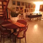 Residenza Nella Campagna Di Roma Capitale.