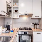 Vaticanum Modern Apartment