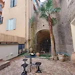 Pantheon Apartment With Private Terrace