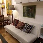 Lilium House Apts