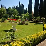 Aurelia City Garden