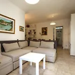 Appia Antica 2Br With Swimming Pool