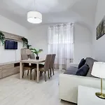 Vivilo Collection - Brescia Central Apt - 2Bd 2 Baths