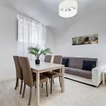Vivilo Collection - Brescia Central Apt - 2Bd 2 Baths