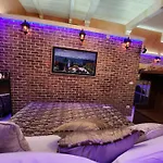 The Imperial Suite E The Bricks