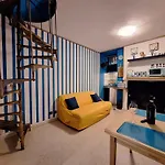 Ωlimpiα Apartment