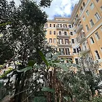 Spacious And Cozy Apartment In Piazza Verbano