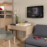 Hotel Adriano