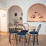 Trio Apartment