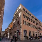 Spanish Step Dream Suites