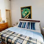 Trevi Fountain Apartment