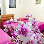 Zhihua Guest House