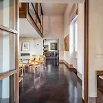 Iconic Apartment With Unique Colosseum View