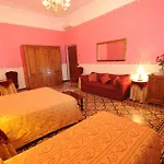 Hotel Sweet Home