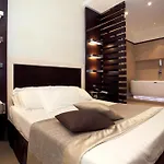 Les Fleurs Luxury House