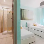 Private Room In A Guest House With A Private Bath N2