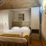 Domus Campo de\' Fiori