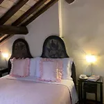 Appartamento Nel Centro Storico.
