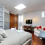 Spectacular Luxury Flat In Trastevere