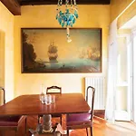 Trevi Comfortable Apartment With Terrace | Romeloft