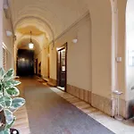 Piazza Mattei Elegant Apartment | Romeloft