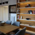 Trevi Fountain Luxury Flat