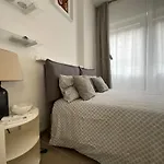 Bilocale San Giovanni Design Apartament